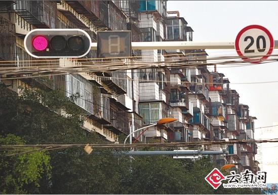 莫斯科人均绿地面积_昆明市人均住房面积(2)